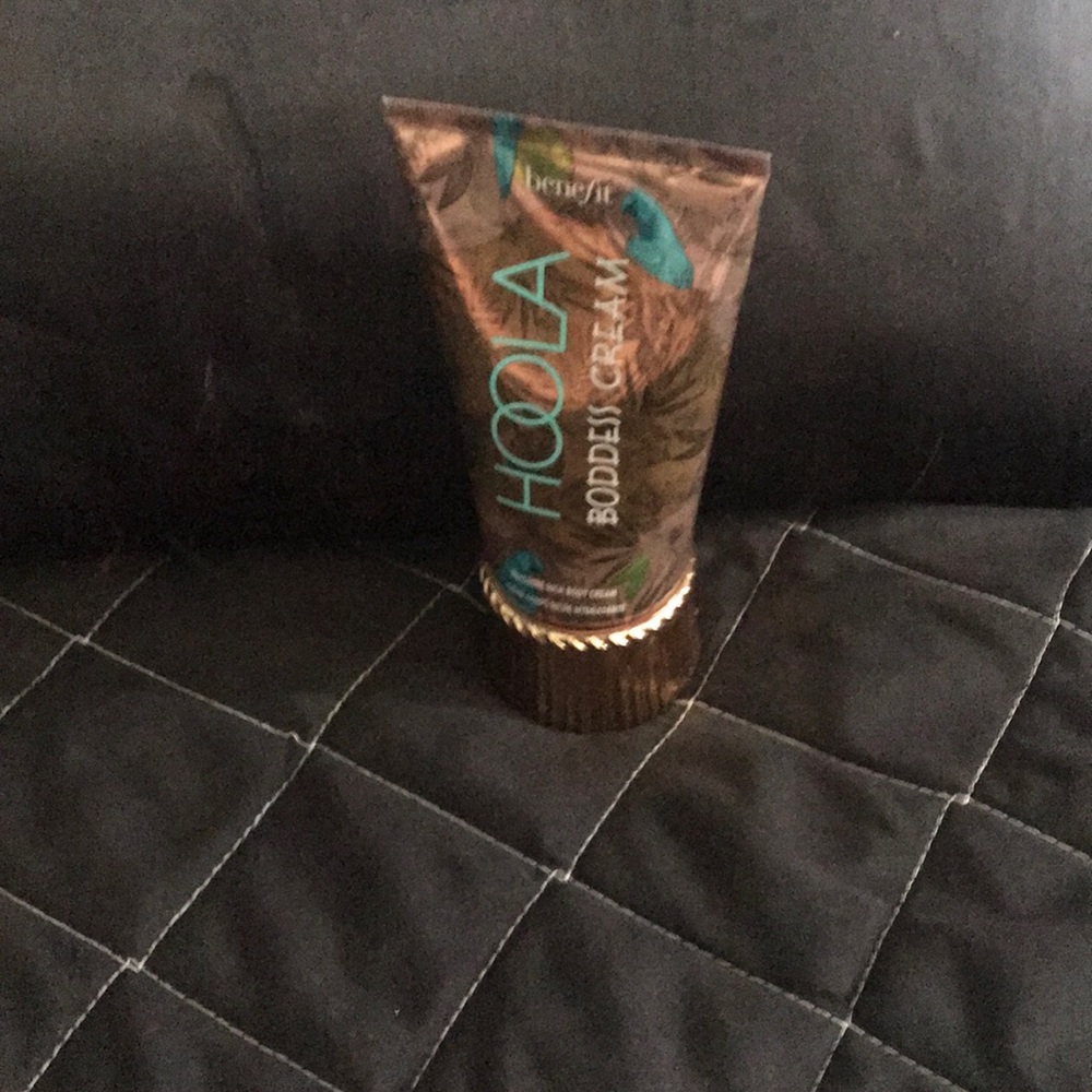 Hoola body lotion by benefits